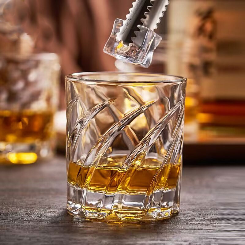 Kabartmalı Viski Bardağı Yükse - Wine Beer Spirits incelemesi ve fiyatı